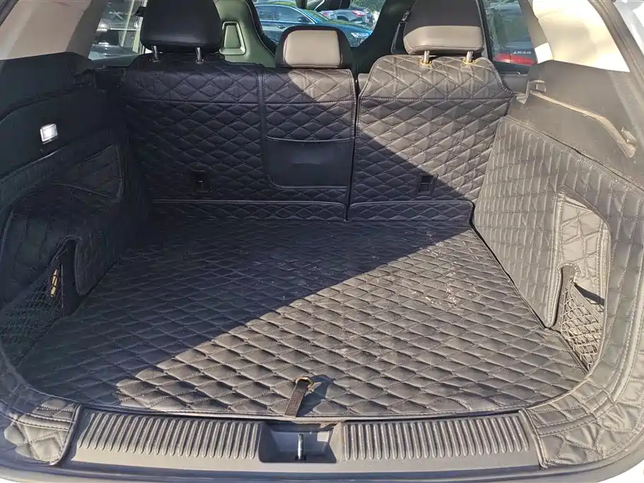 Roewe RX5 1.5 T Honor Supreme Slide Screen