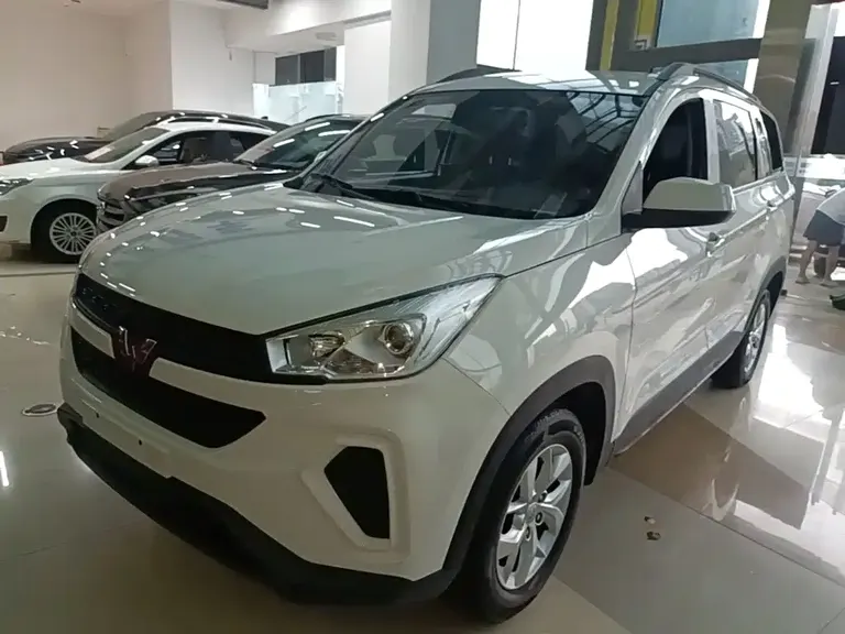 Wuling Hongguang S3 1.5 L Manual Standard CN-VI
