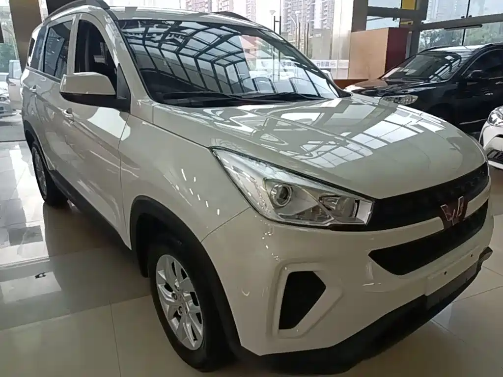 Wuling Hongguang S3 1.5 L Manual Standard CN-VI