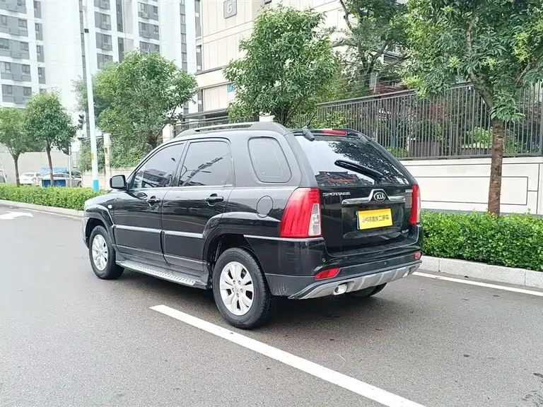Kia Sportage 2.0 L Auto 2 WD GLS