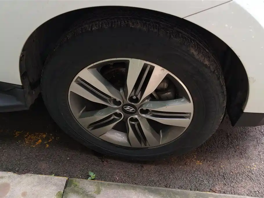 Hyundai ix35 2.0 L Auto 2 WD Leading CN-IV