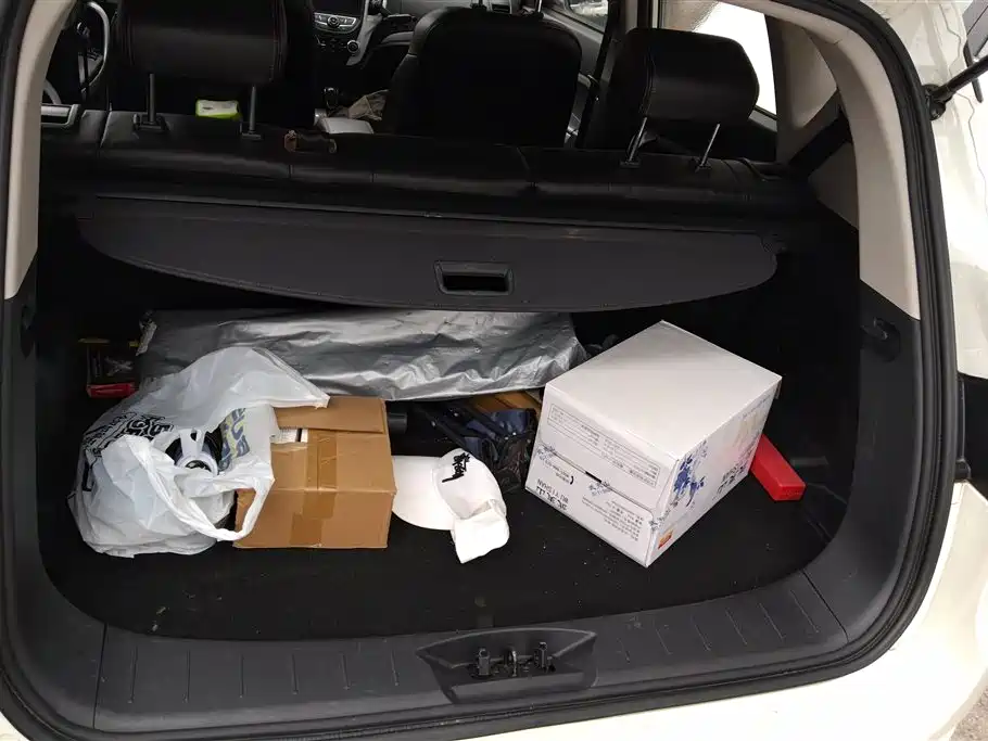Changan CS35 1.6 L Auto Luxury CN-V