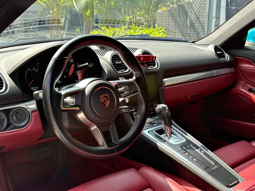 Porsche 718 Cayman 2.0 T