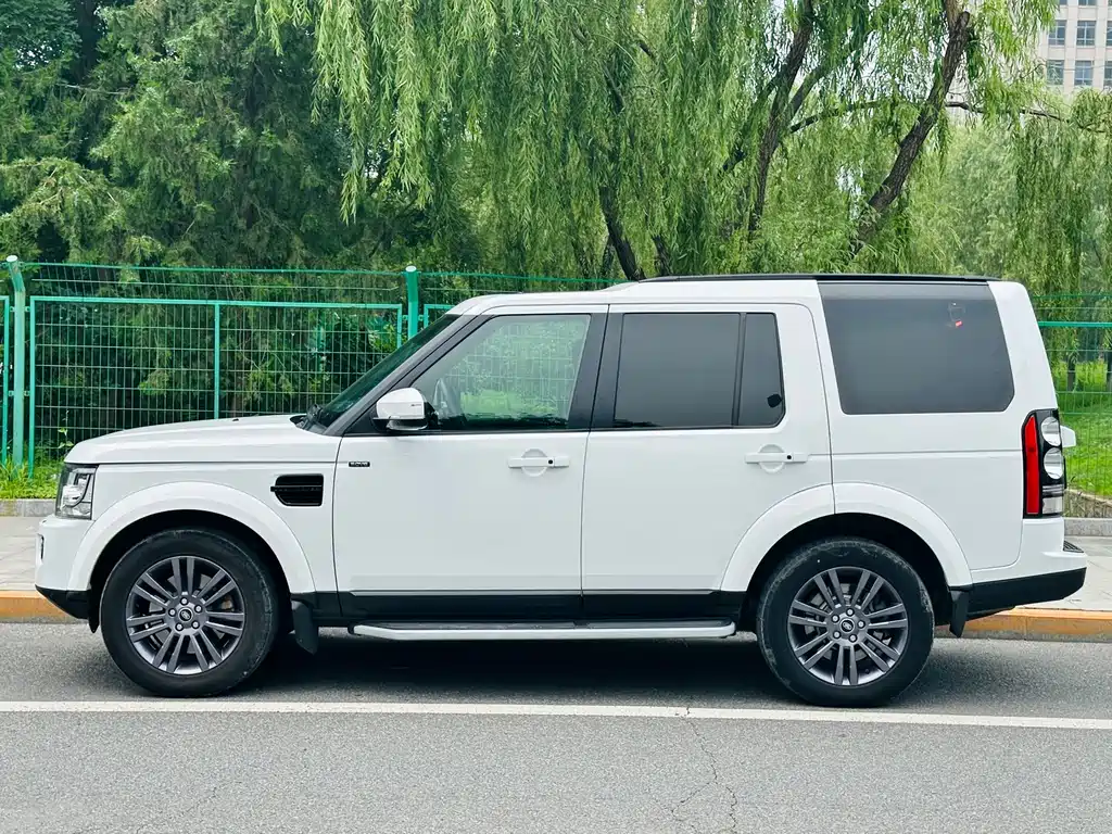 Discovery 3.0 SC Black Shine Collector HSE