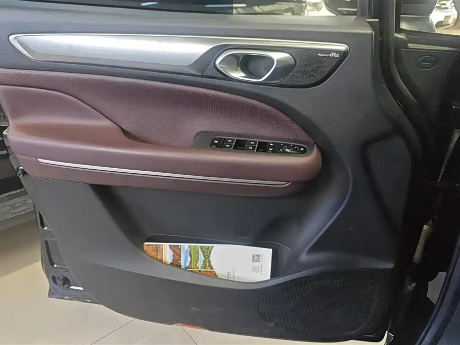 GAC Trumpchi M6 PRO 270 T DCT Luxury