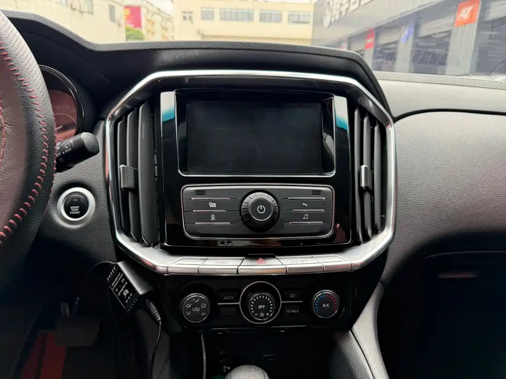 Yusheng S350 2.0 T Auto 4 WD Gasoline Luxury 5-seat