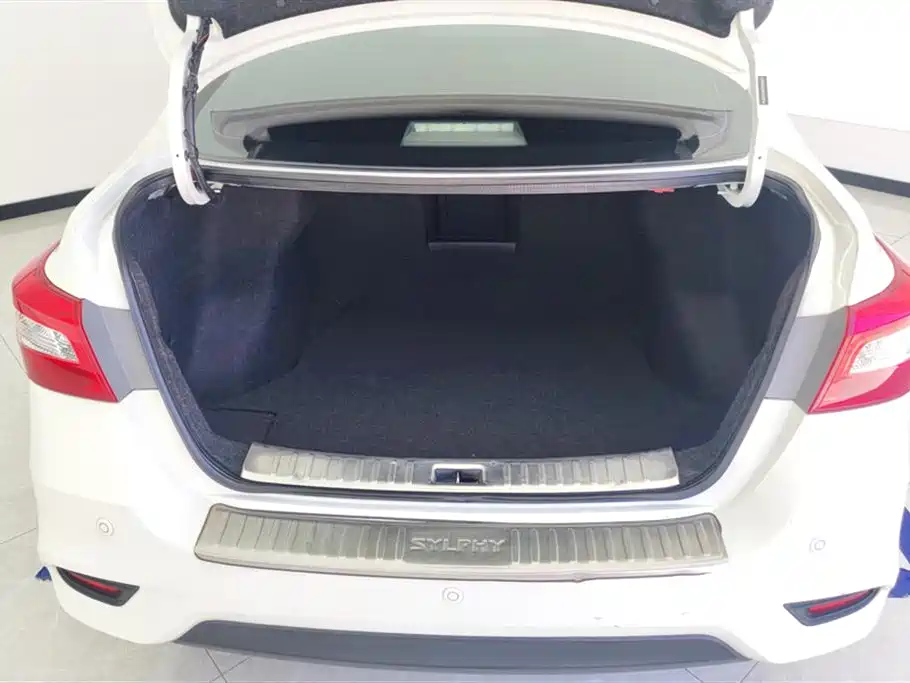 Sylphy 1.6 XL CVT Luxury