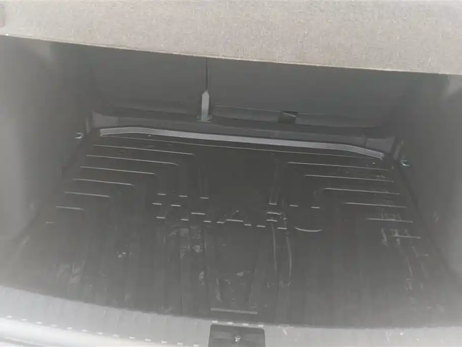 Tharu 280 TSI 2 WD Style
