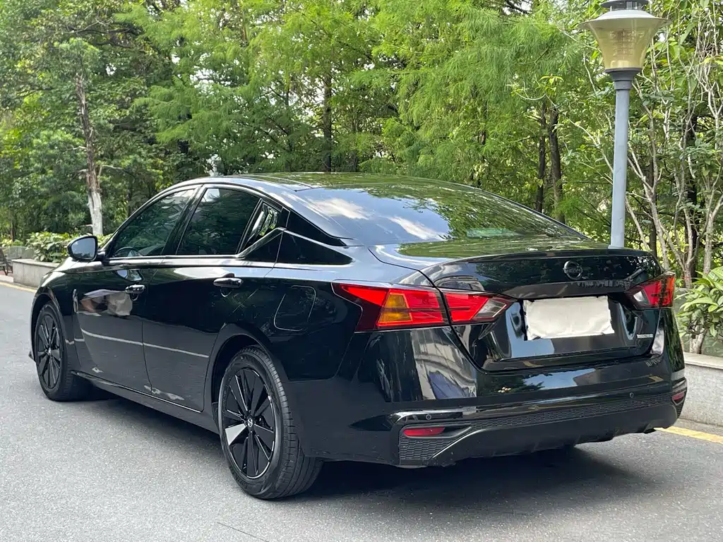 Teana 2.0 L XL Comfort