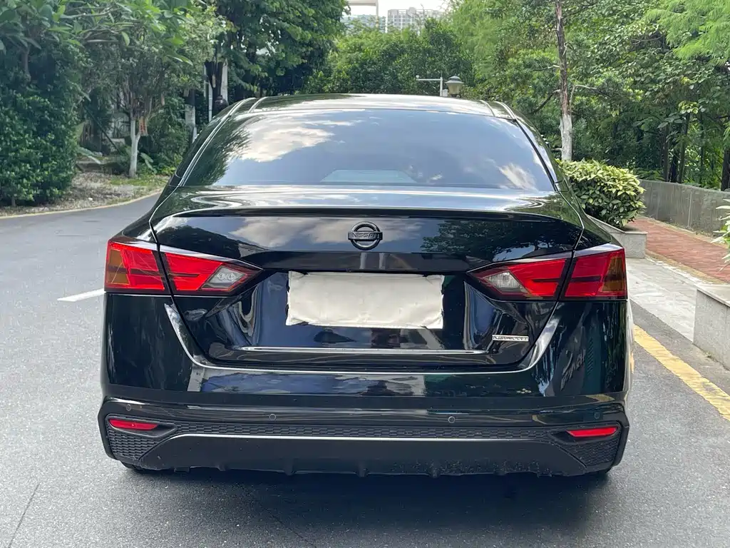 Teana 2.0 L XL Comfort