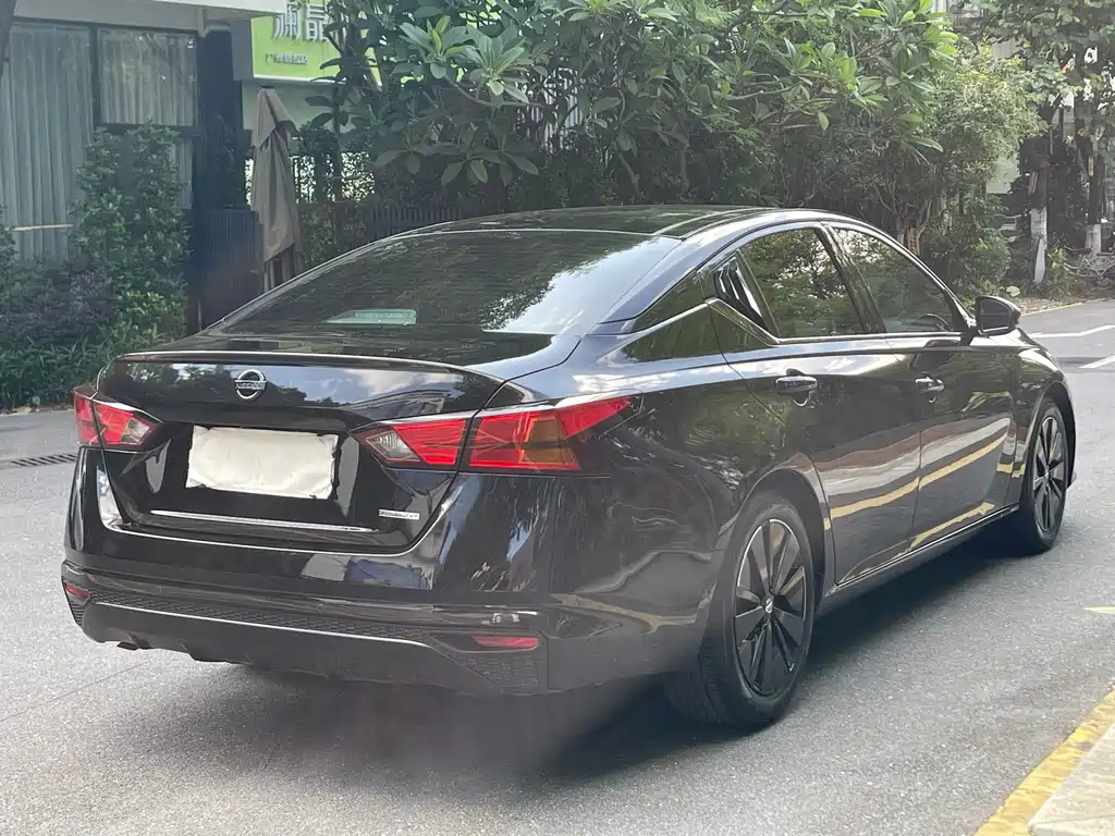 Teana 2.0 L XL Comfort