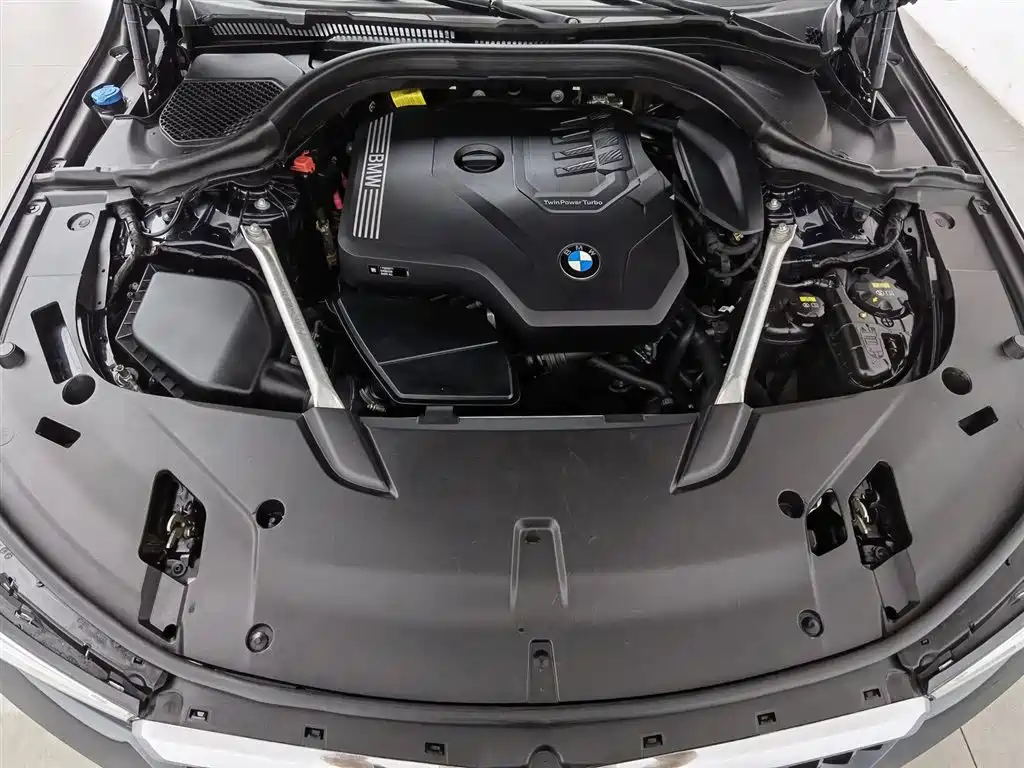BMW 6 Series GT 630 i M Sport Package