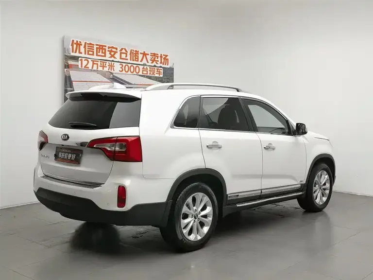 Kia Sorento 索兰托 2013款 2.4 L 7座汽油豪华版