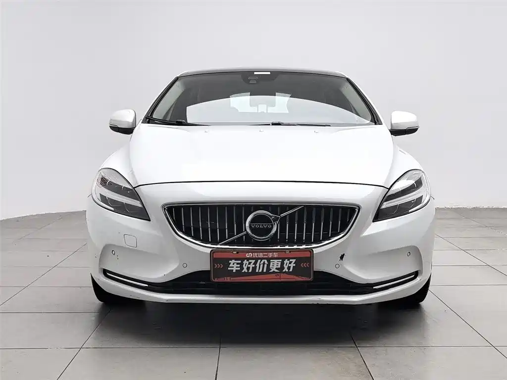 Volvo V40 T3 Smart Grace