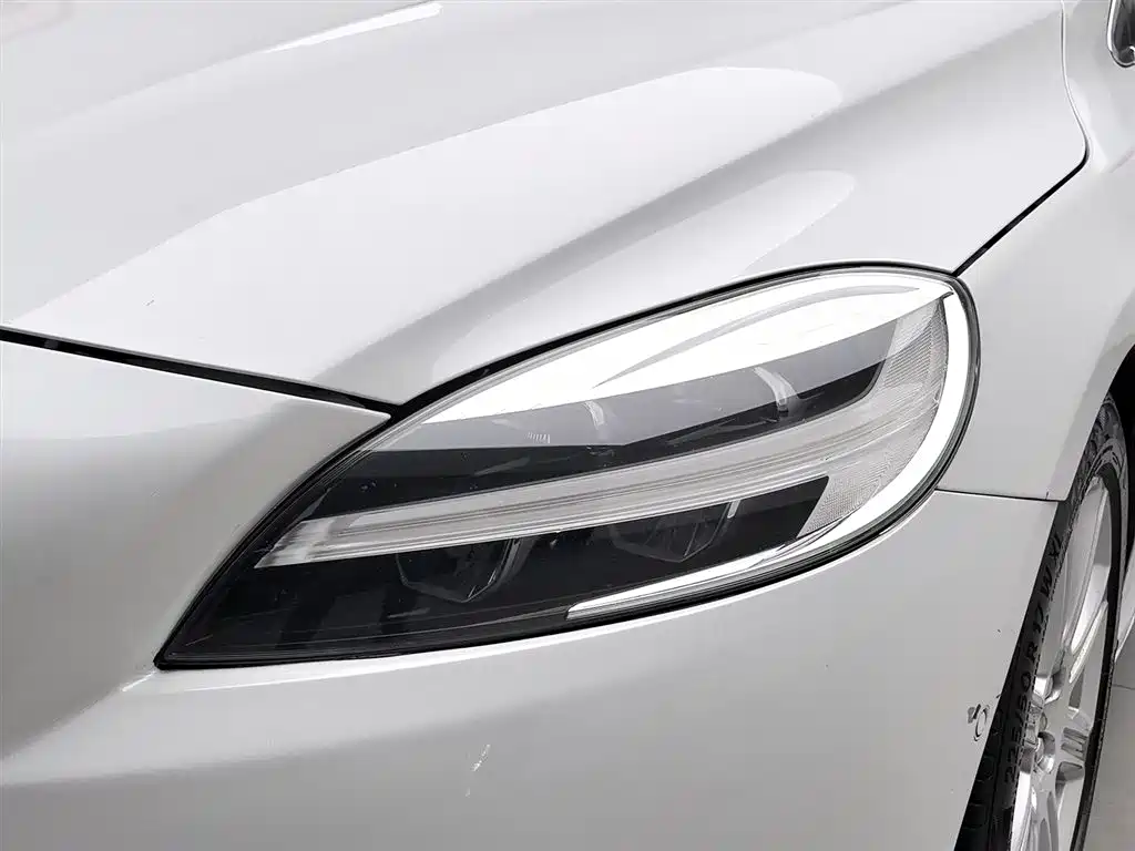 Volvo V40 T3 Smart Grace