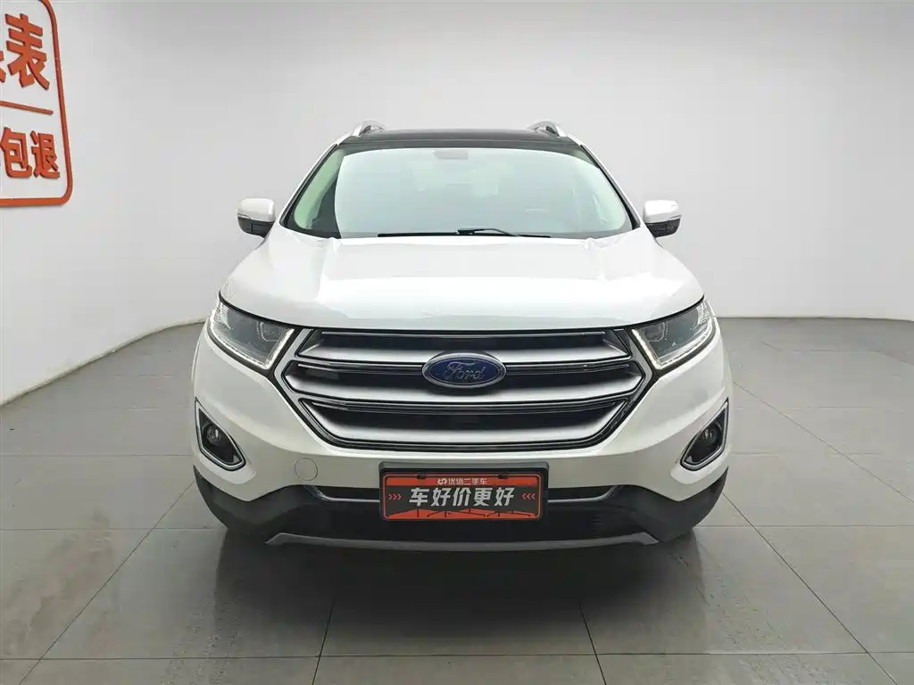 Edge EcoBoost 245 4 WD Grand Sharp 7-seat