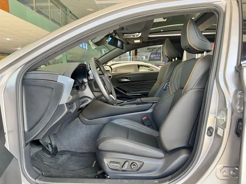Avalon 2.0 L Select