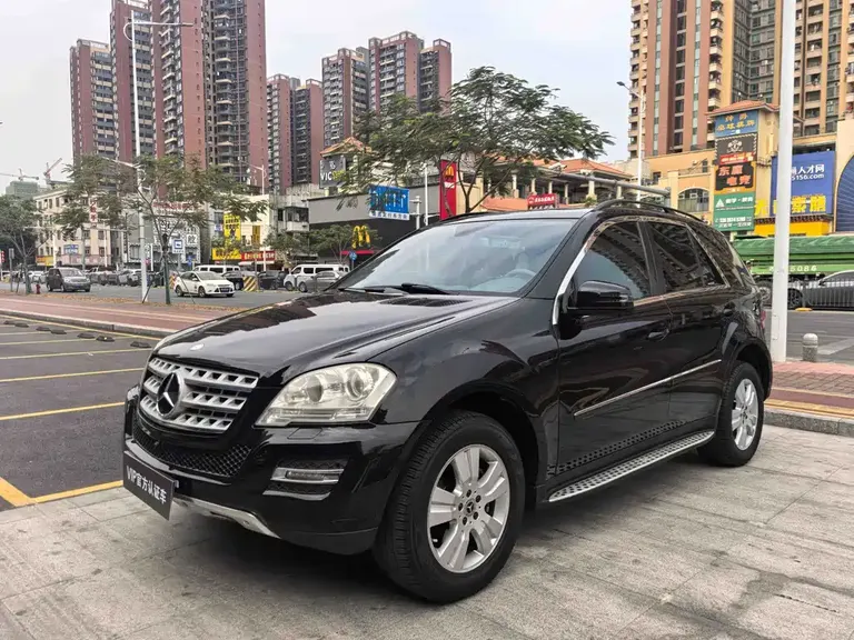 Mercedes-Benz M-Class ML 300 4 MATIC