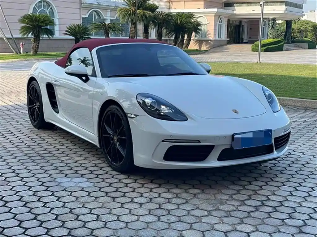 Porsche 718 Boxster 2.0 T