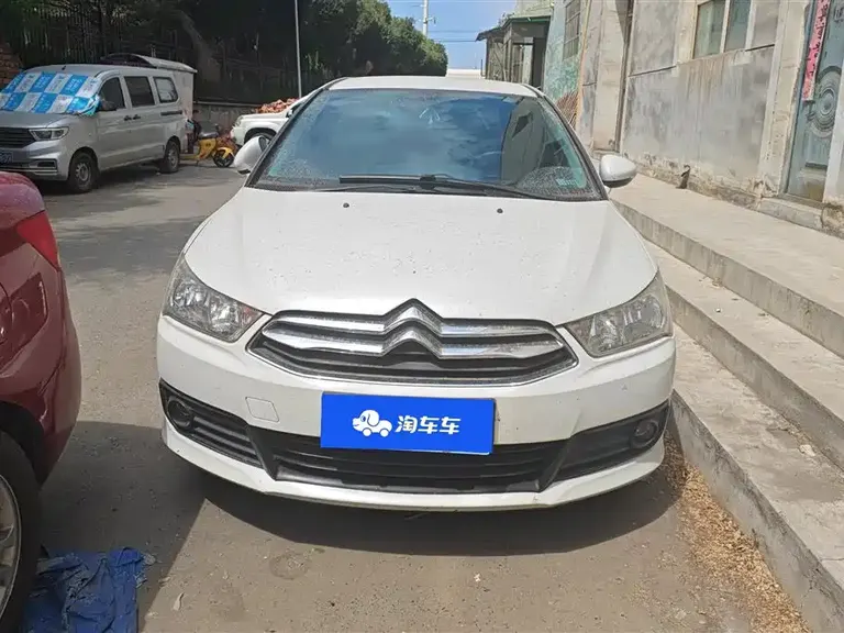 Citroën C-Quatre Classic Sedan 1.6 L Manual Fashionable