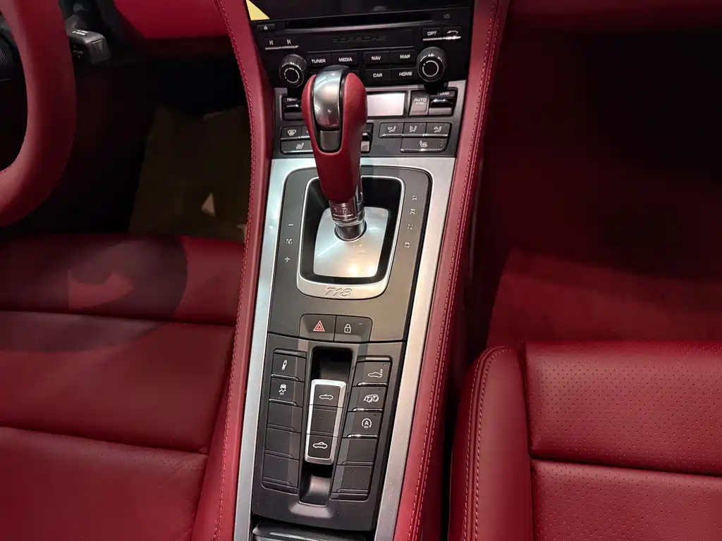Porsche 718 Boxster 2.0 T