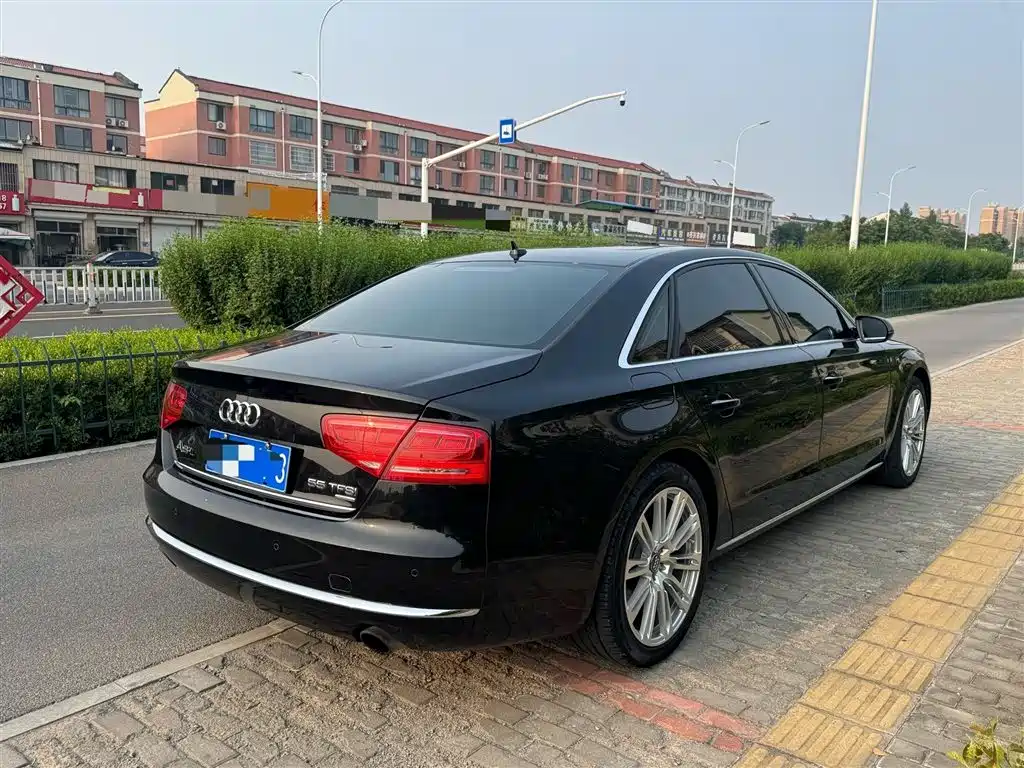 Audi A8 A8 L 45 TFSI quattro Luxury