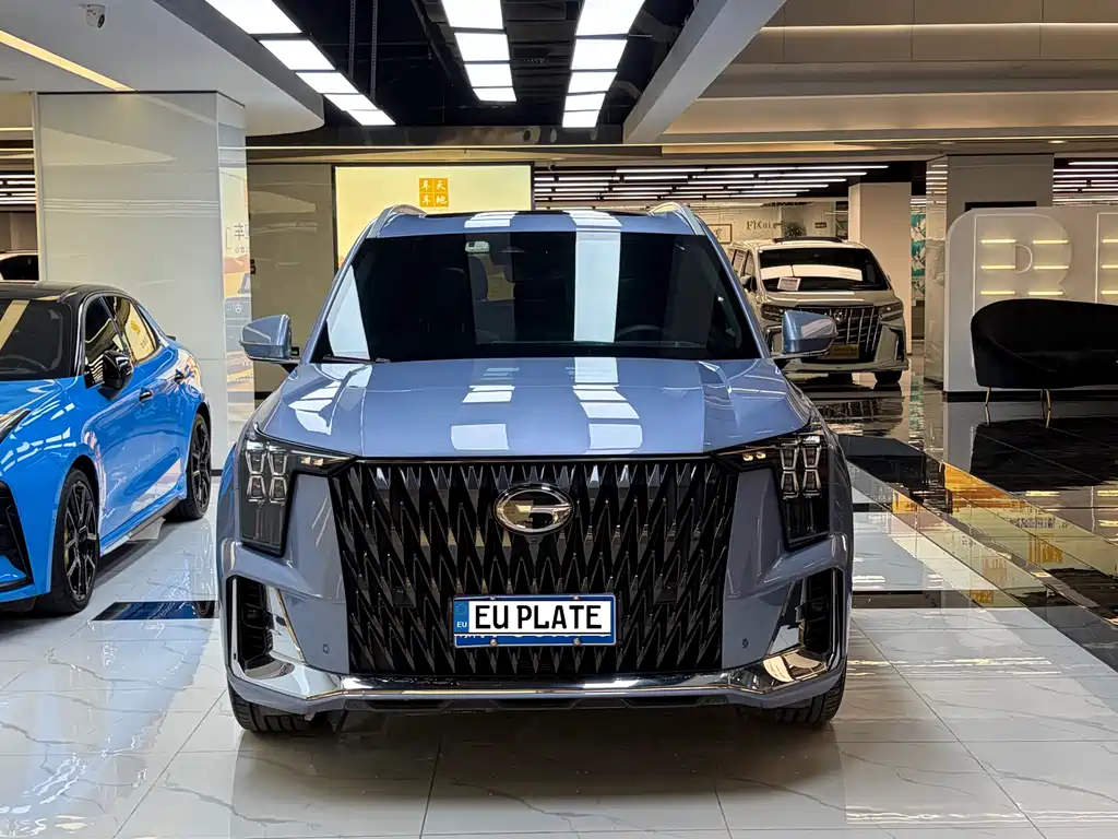 GAC Trumpchi GS8 Dual Engine Series 2.0 TM 4 WD Distinguished (7-seat)