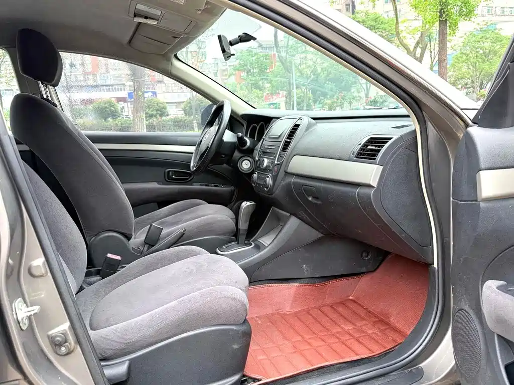 Sylphy 1.6 XE Auto Comfort