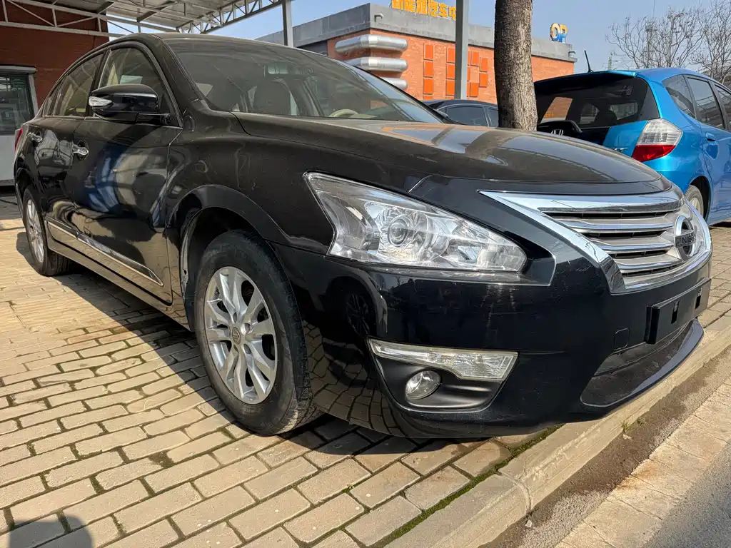Teana 2.0 L XL Comfort