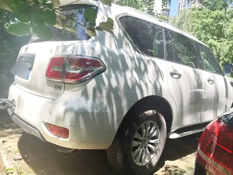 Nissan Patrol 4.0 L Flagship
