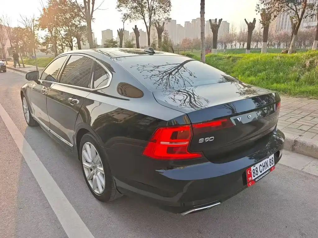 Volvo S90 T5 Smart Ease Luxury