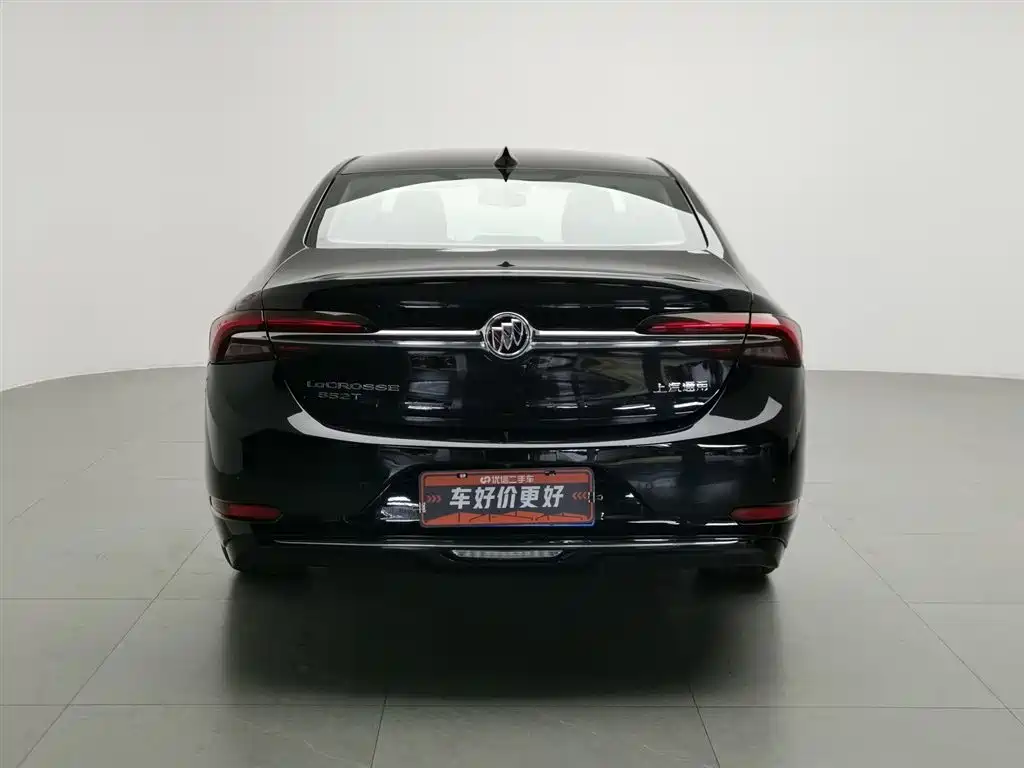 LaCrosse 552 T Luxury