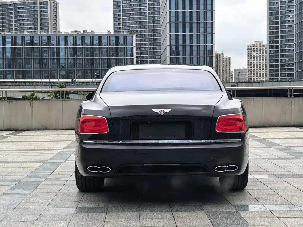 Flying Spur 4.0 T V8 Standard