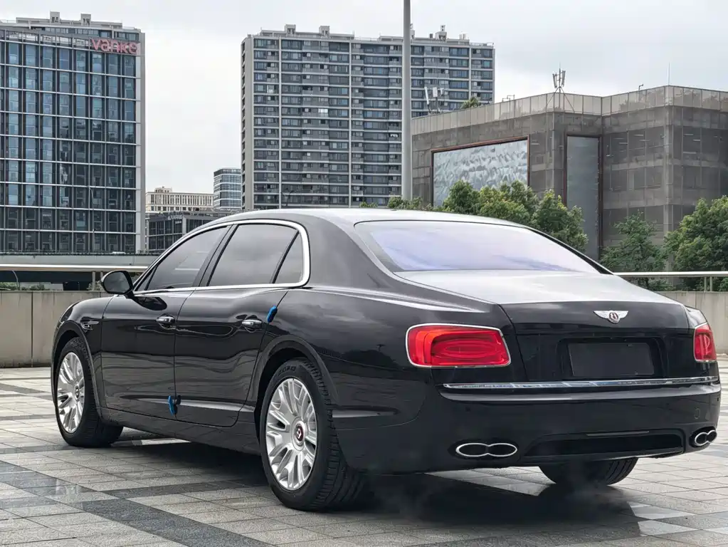 Flying Spur 4.0 T V8 Standard