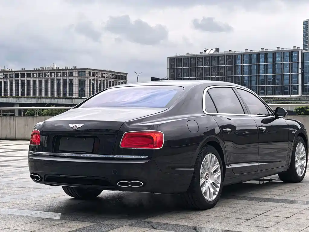 Flying Spur 4.0 T V8 Standard