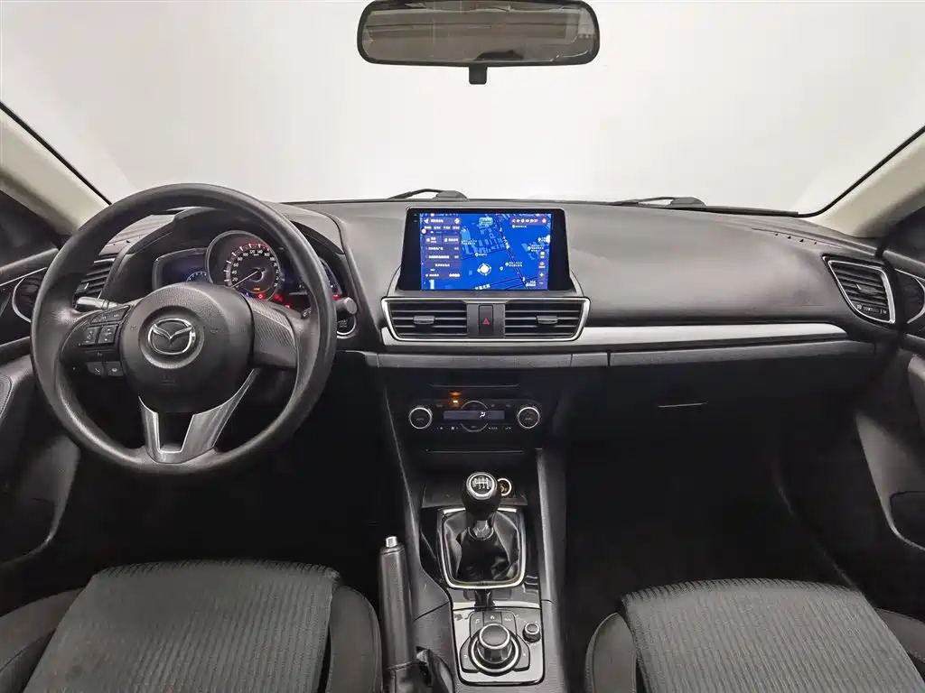 Mazda 3 Axela 马自达3 昂克赛拉 2016款 三厢 1.5 L 手动豪华型