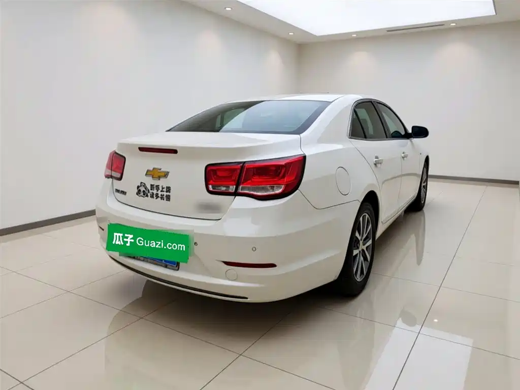 Malibu 2.0 L Auto Luxury