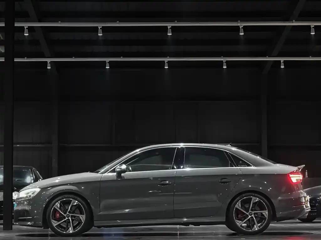Audi S3 S3 2.0 T Limousine