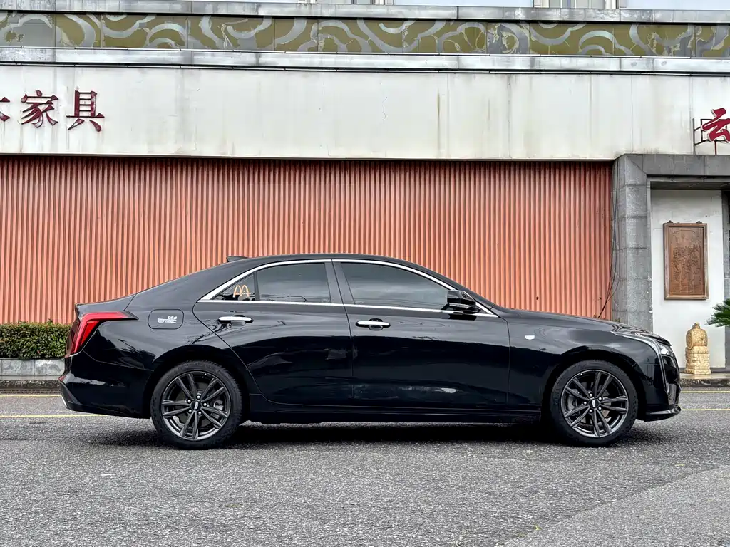 Cadillac CT4 25 T Luxury