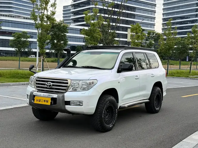 Toyota Land Cruiser 4.7 L Auto VX-R