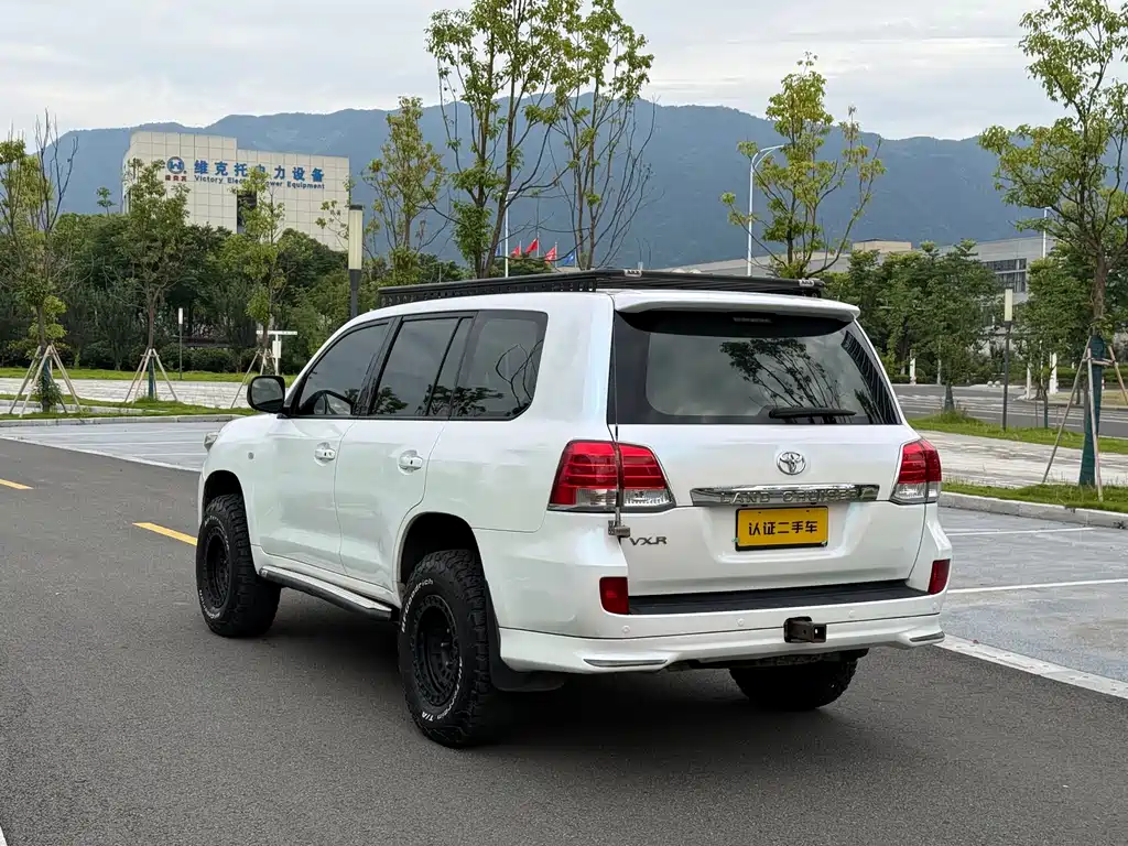 Land Cruiser 4.7 L Auto VX-R