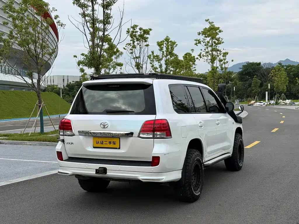 Land Cruiser 4.7 L Auto VX-R