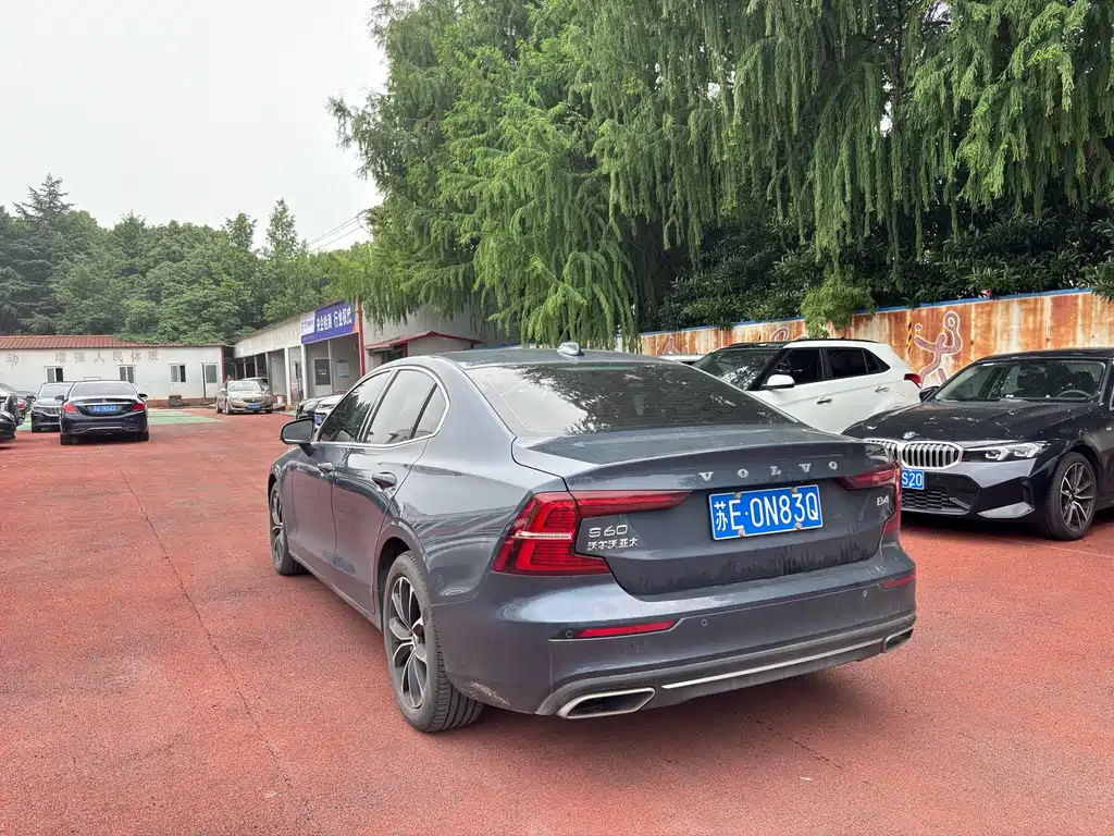 Volvo S60 B4 Smart Ease Luxury