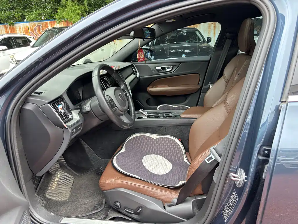 Volvo S60 B4 Smart Ease Luxury