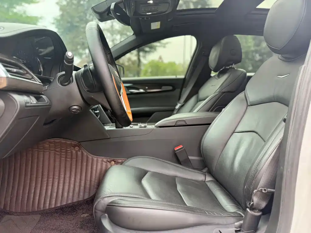 Cadillac CT6 28 T Luxury