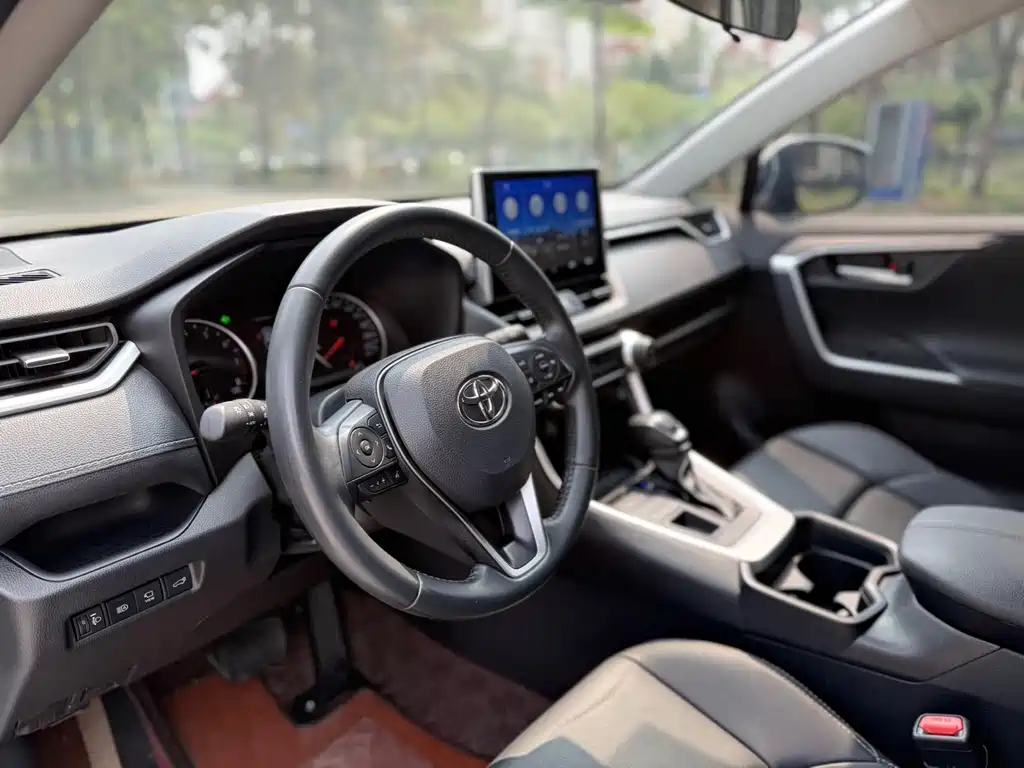Wildlander 2.0 L CVT 4 WD Luxury PLUS
