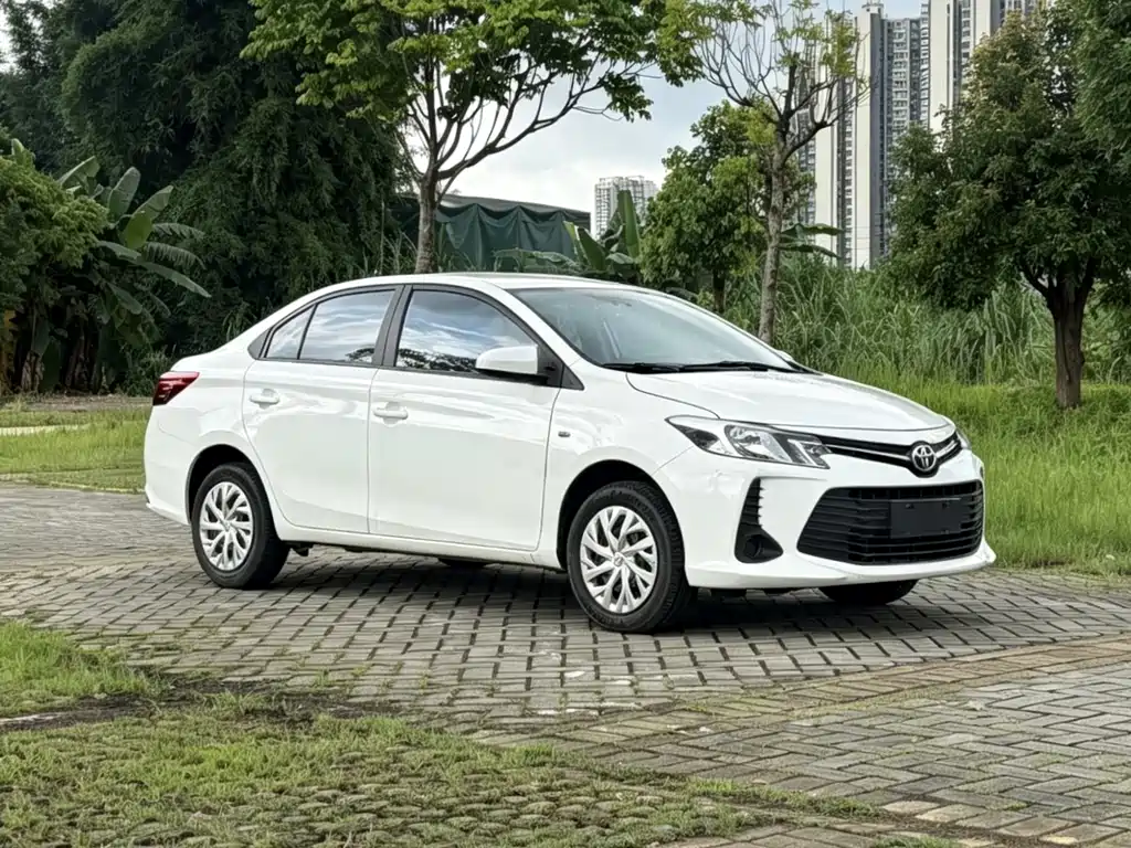 Vios 1.5 L CVT Creation