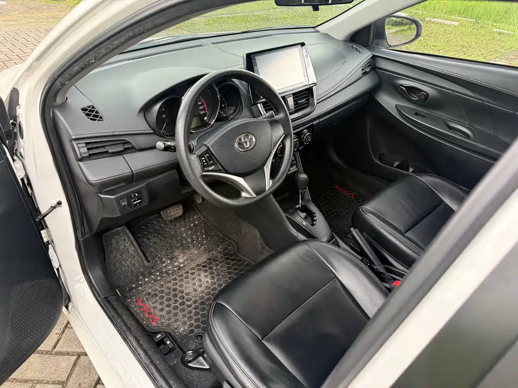 Vios 1.5 L CVT Creation