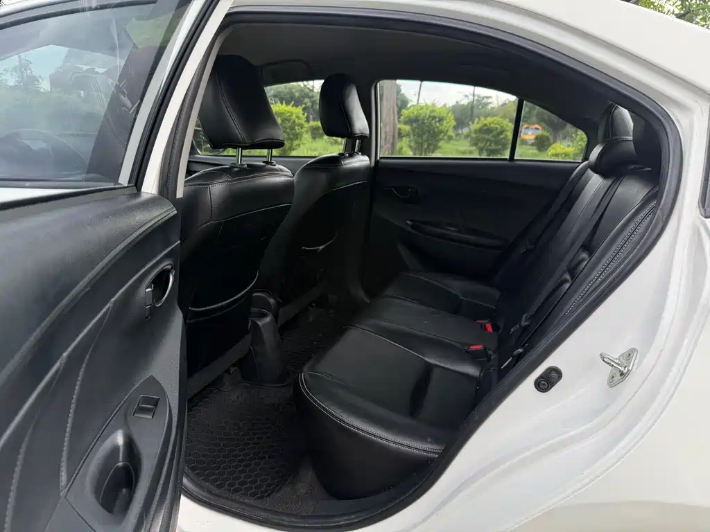 Vios 1.5 L CVT Creation