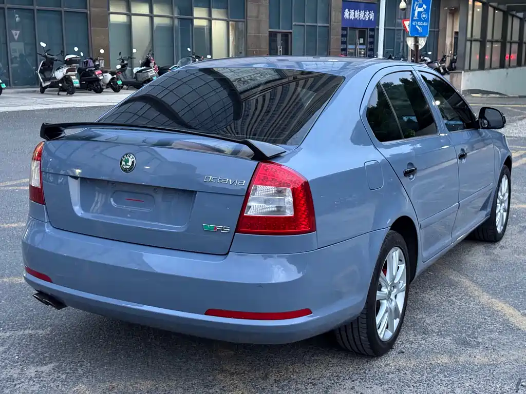 Octavia 明锐 2010款 2.0 TSI RS